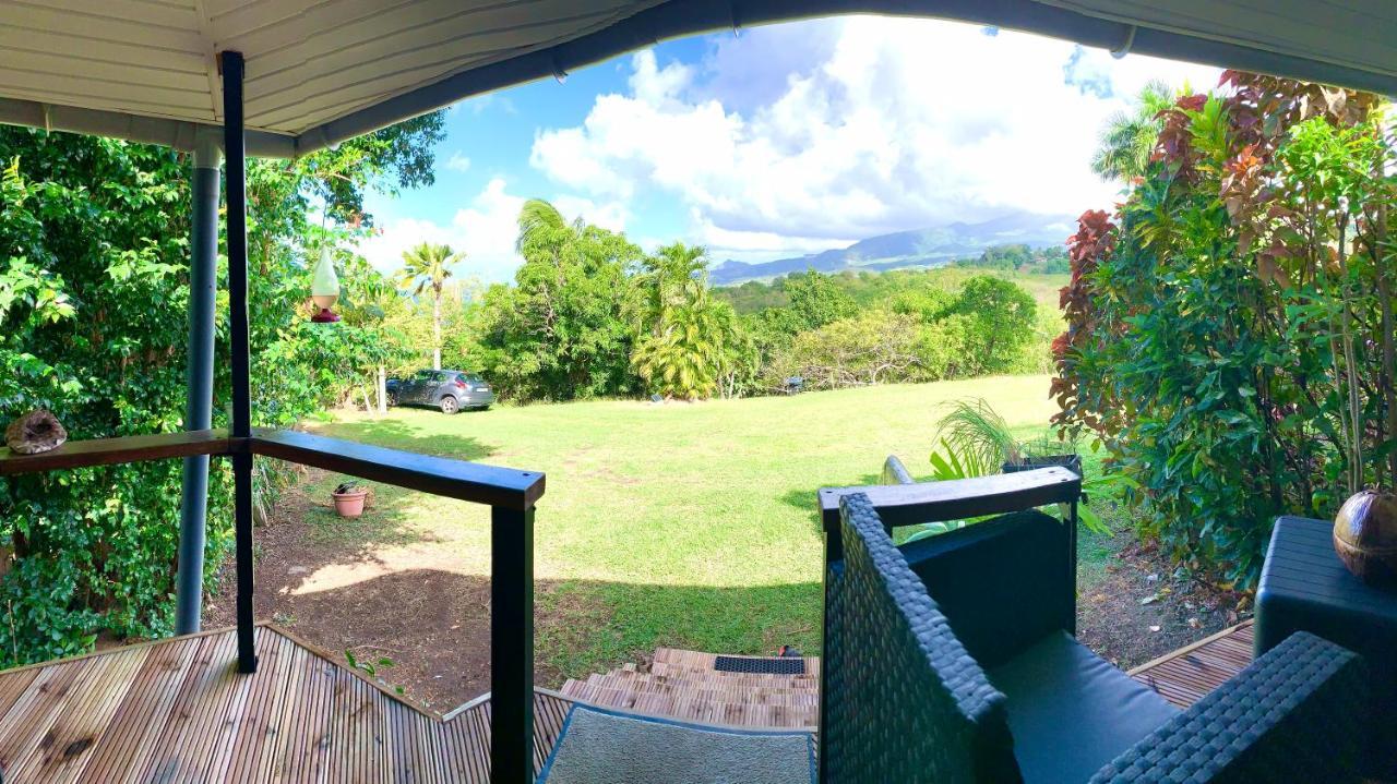 LODGE COLIBRIS vue panoramique mer et montagne pelée , 500 m plage dans un parc , Calme assuré Idéal pour découvrir le nord Caraïbes Le Carbet Extérieur photo